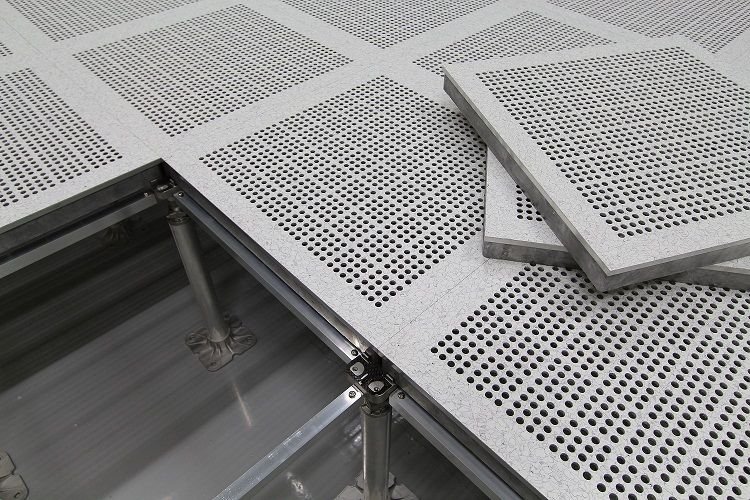 Perforatsiyalangan panellar